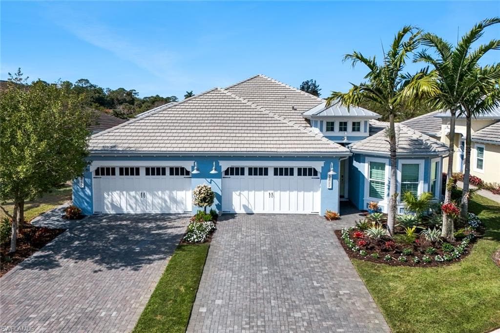 5811 Haiti DR NAPLES, FL 34113