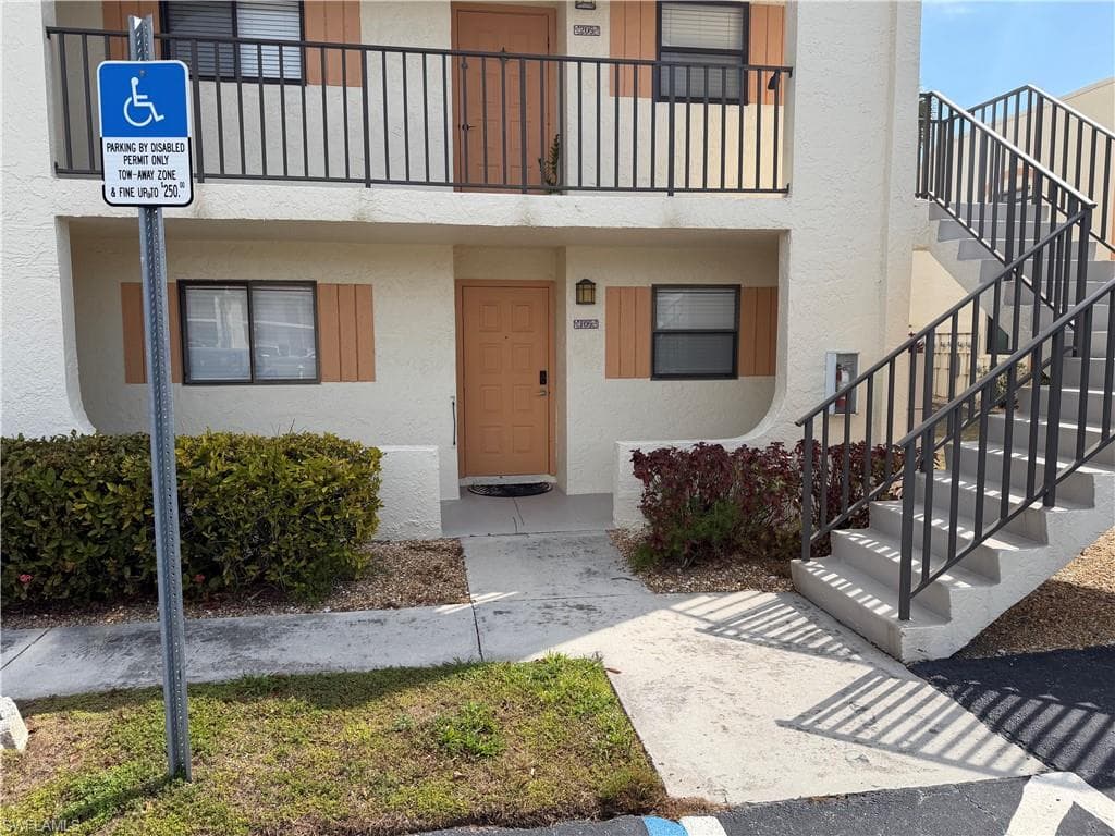 16340 Dublin CIR 105 FORT MYERS, FL 33908