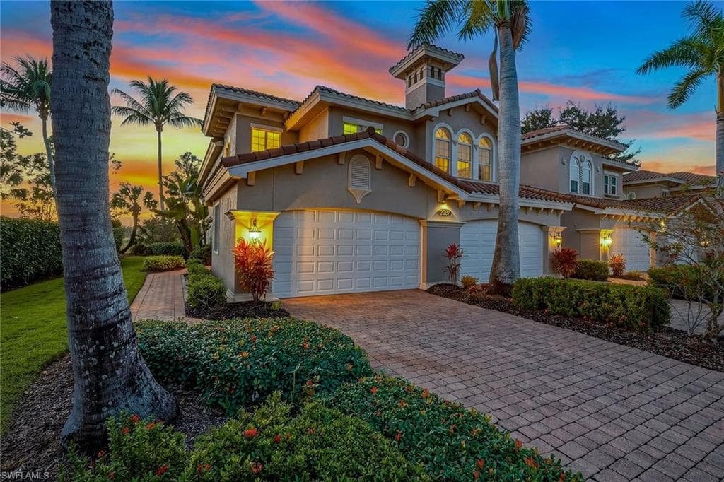 9031 Cherry Oaks TRL 201 NAPLES, FL 34114