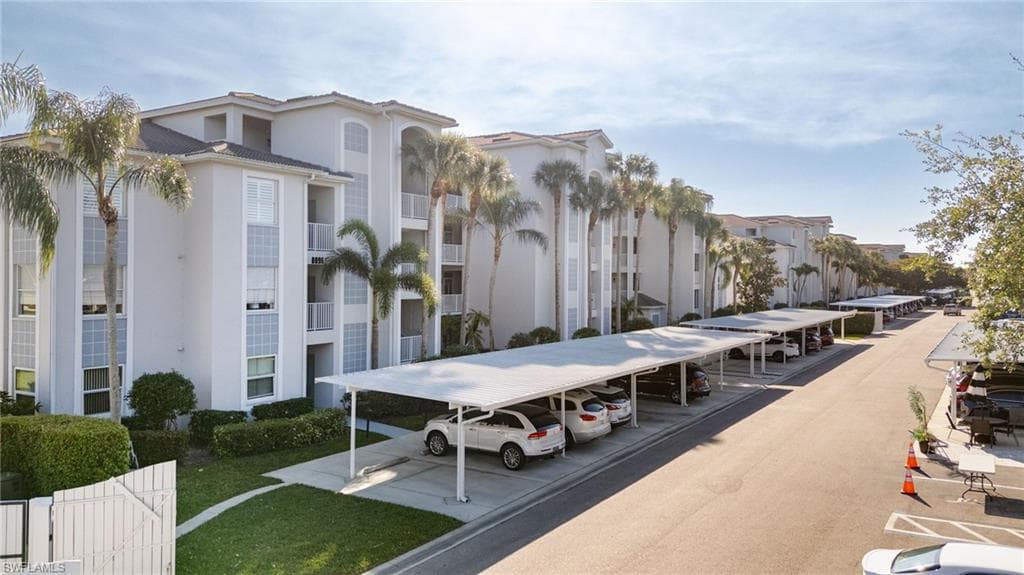 8096 Queen Palm LN 217 FORT MYERS, FL 33966