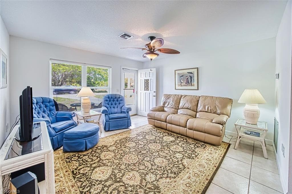 11771 Iona RD FORT MYERS, FL 33908
