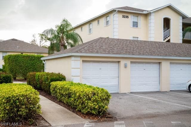 3235 Cypress Glen WAY 309 NAPLES, FL 34109