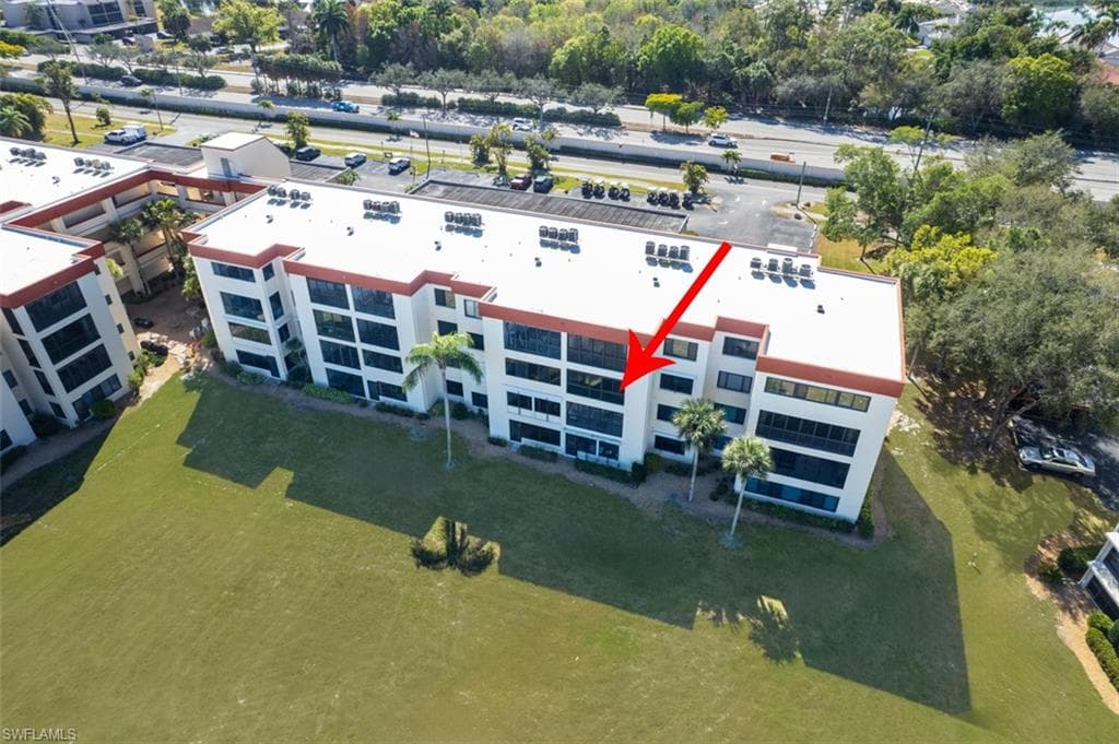 7402 Lake Breeze DR 305 FORT MYERS, FL 33907