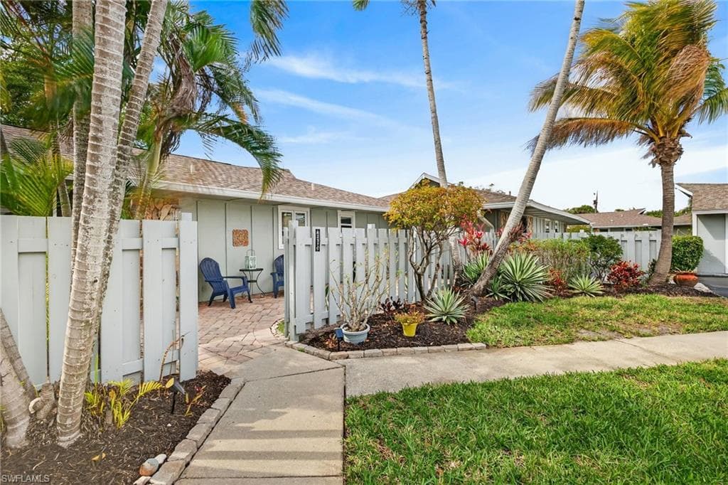 4257 Island CIR 3 FORT MYERS, FL 33919
