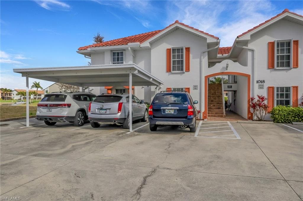 1018 SE 38th ST 101 CAPE CORAL, FL 33904