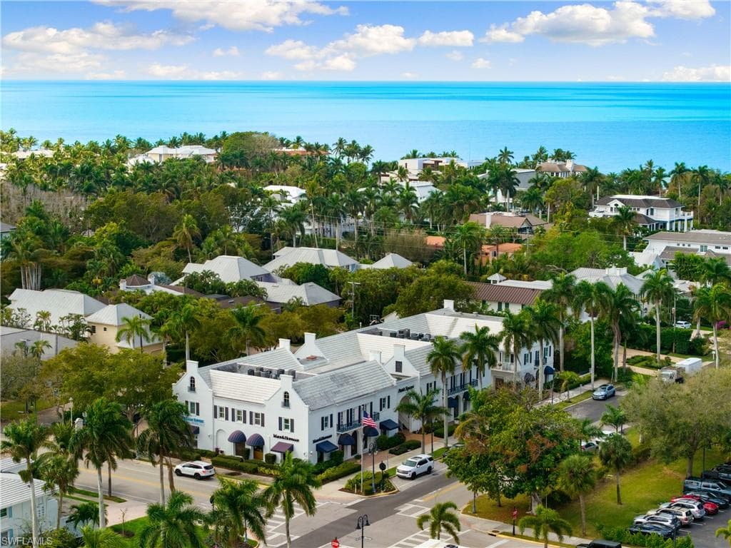 292 14th AVE S A NAPLES, FL 34102