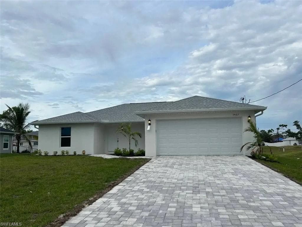 3462 NE 10th PL CAPE CORAL, FL 33909