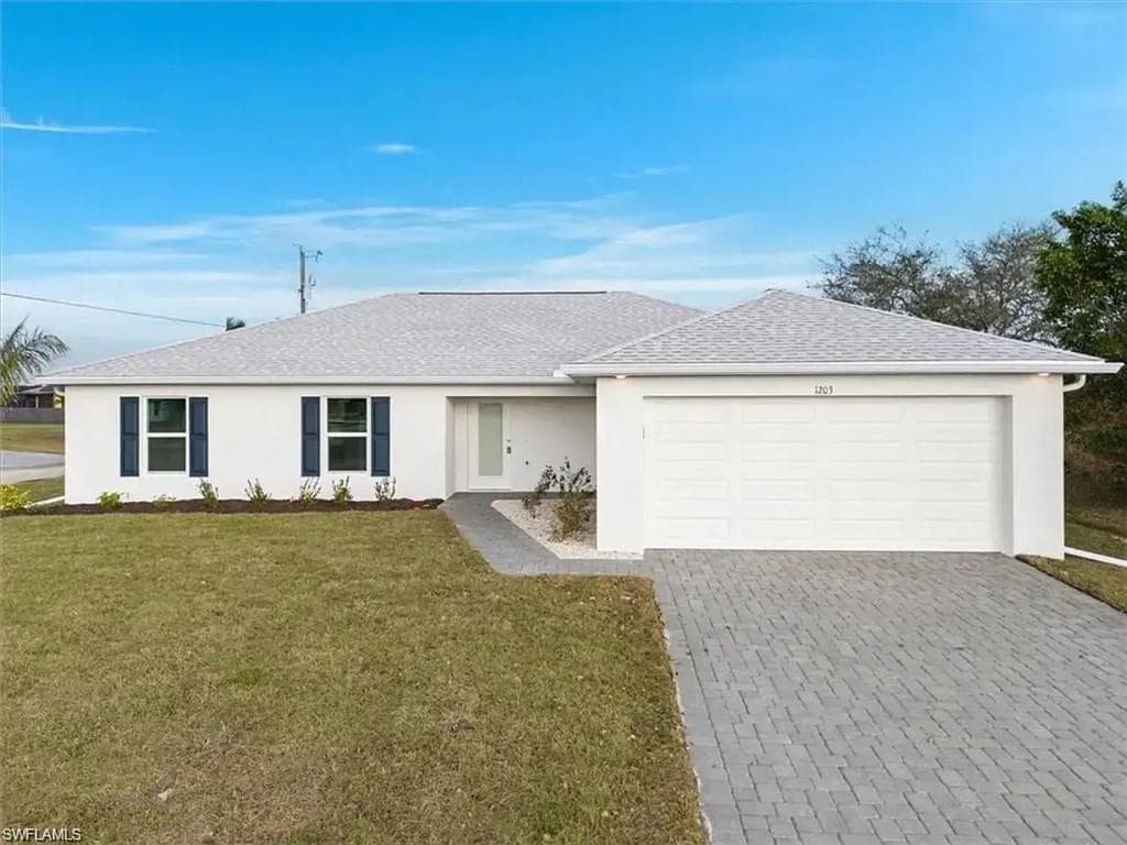 2716 NW Embers TER CAPE CORAL, FL 33993
