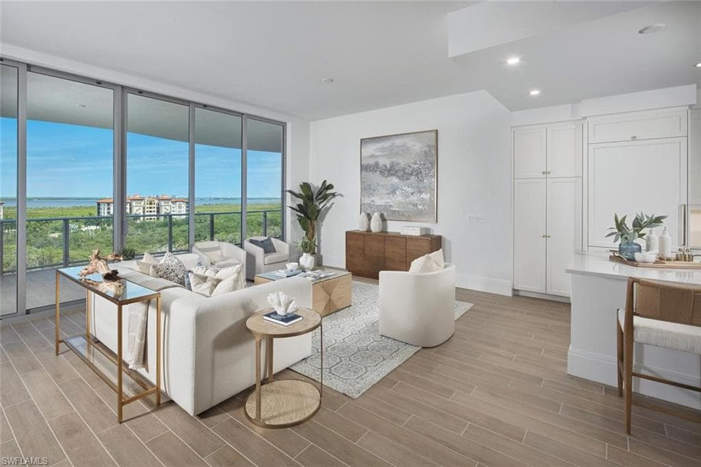4810 Pelican Colony BLVD 804 BONITA SPRINGS, FL 34134