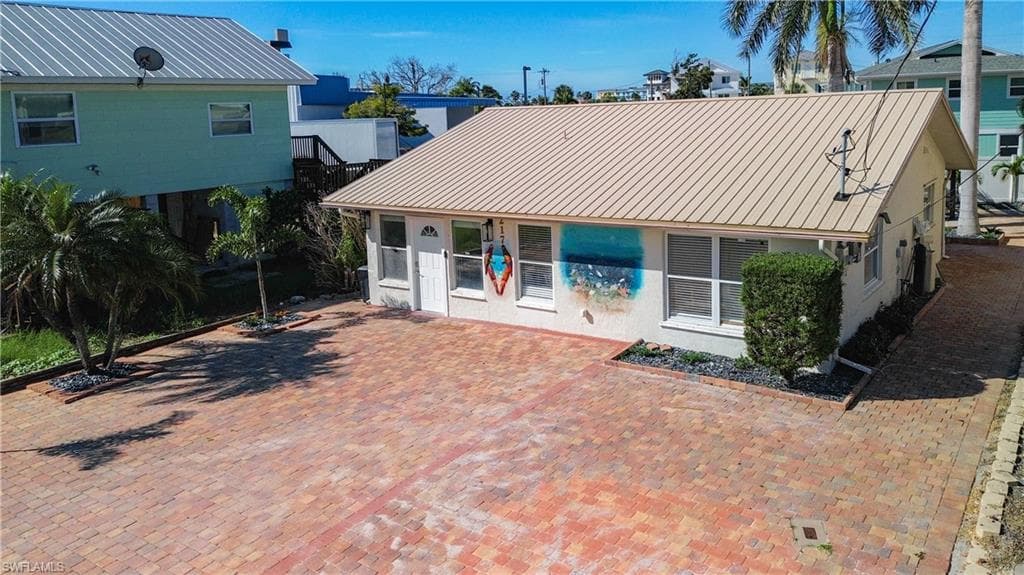 217 Miramar ST FORT MYERS BEACH, FL 33931