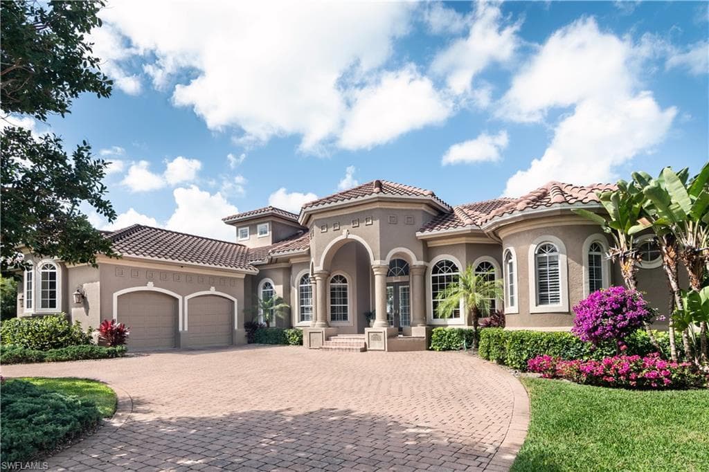 3433 Crayton RD NAPLES, FL 34103