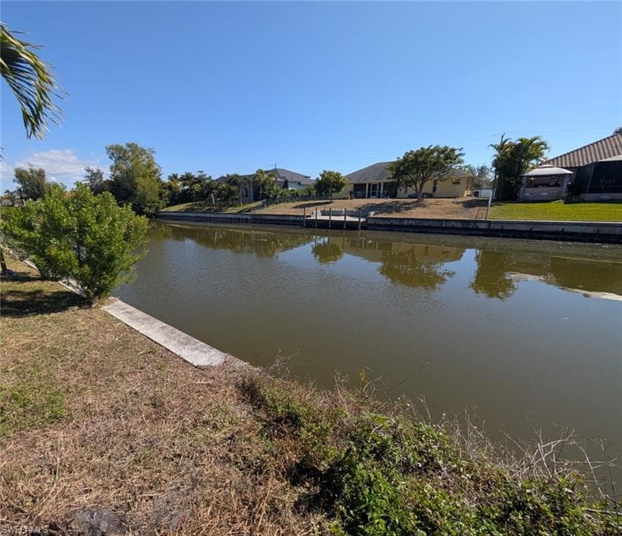 1914 SW 30th TER CAPE CORAL, FL 33914