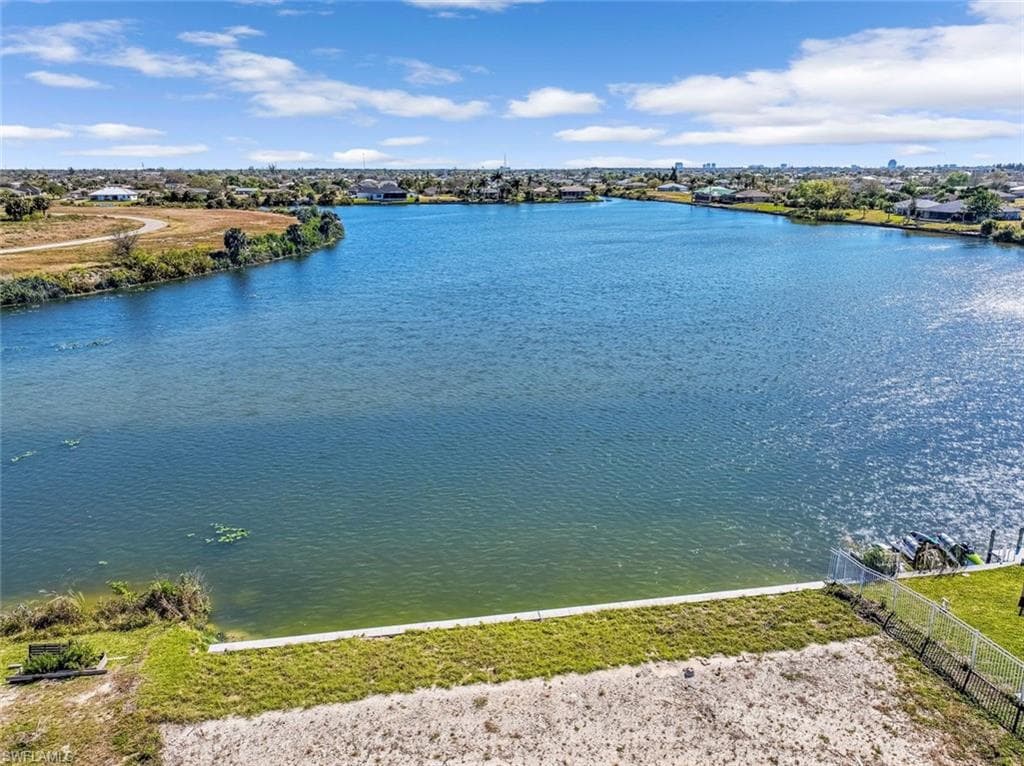 2017 NE 10th PL CAPE CORAL, FL 33909