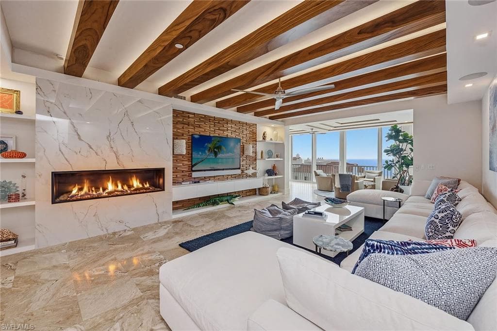 4000 Royal Marco WAY 822 MARCO ISLAND, FL 34145