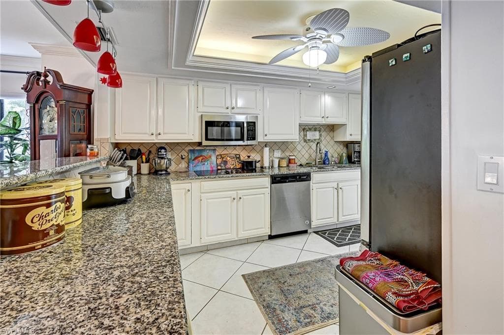 4821 S Landings DR 106 FORT MYERS, FL 33919