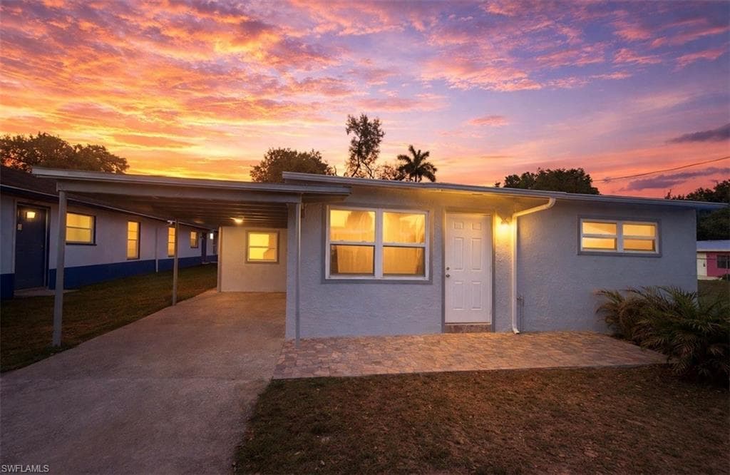 2655 Market ST FORT MYERS, FL 33916