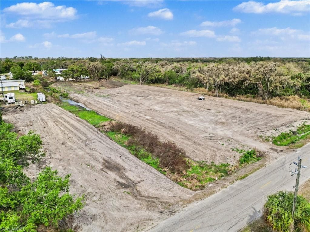 1097 Marshall Field RD LABELLE, FL 33935