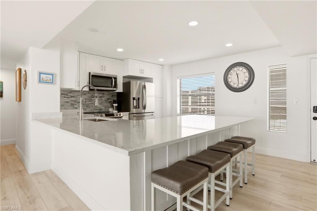26300 Hickory BLVD 806 BONITA SPRINGS, FL 34134