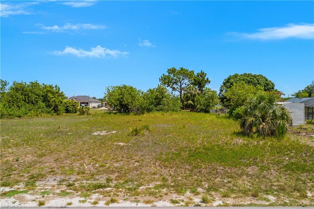 5402 5th ST W LEHIGH ACRES, FL 33971