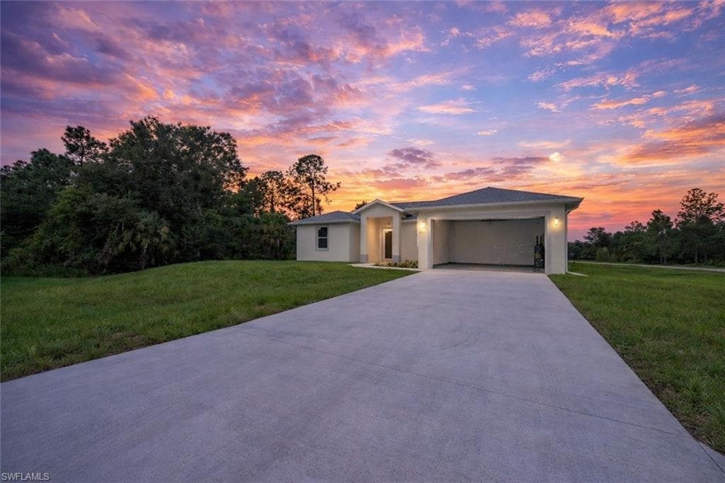 3407 E 5th ST LEHIGH ACRES, FL 33972