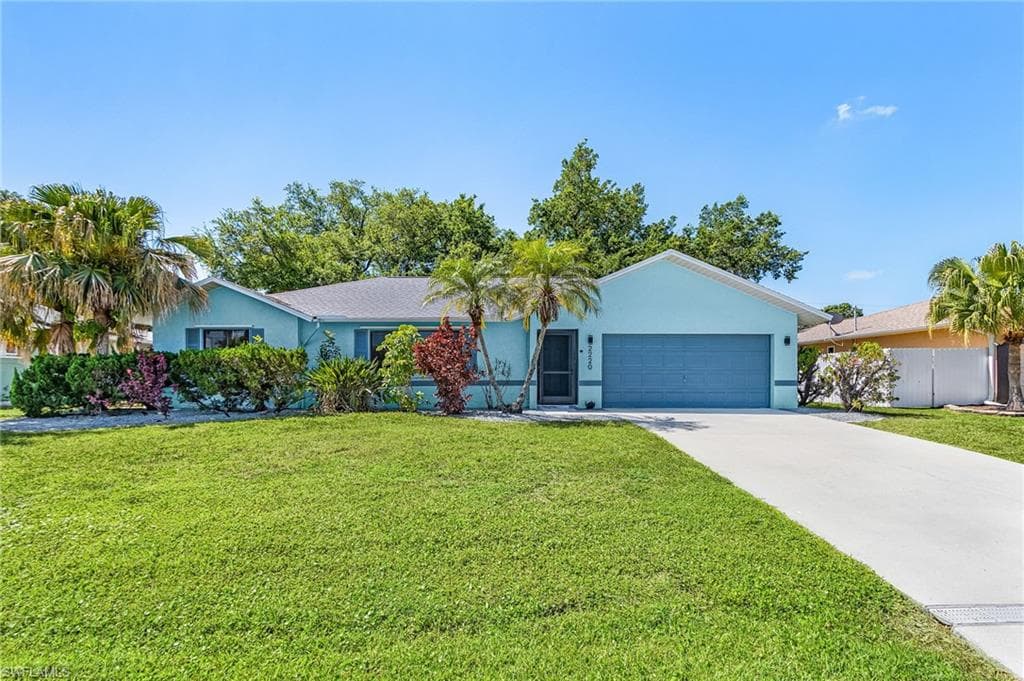 2220 8th TER CAPE CORAL, FL 33990