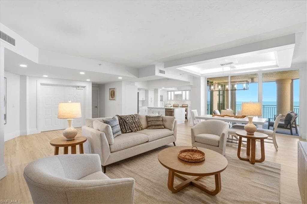 980 Cape Marco DR 706 MARCO ISLAND, FL 34145