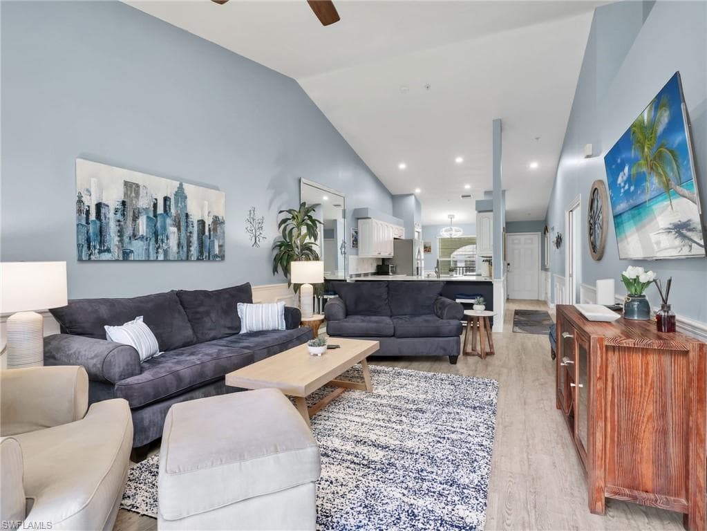 21311 Lancaster RUN 721 ESTERO, FL 33928