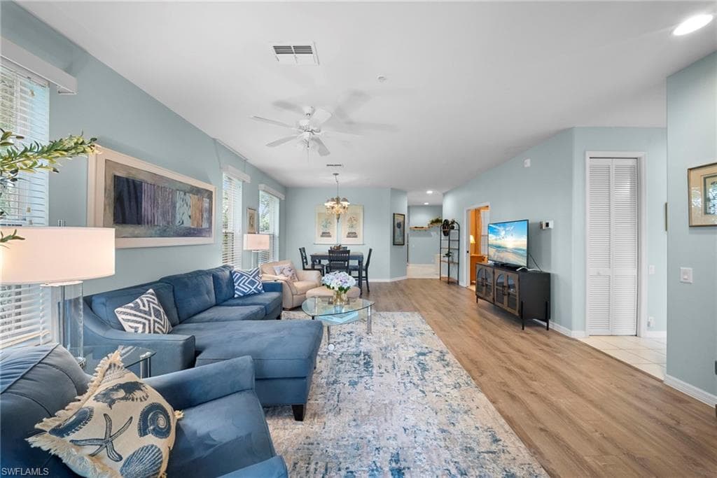 8217 Parkstone PL 108 NAPLES, FL 34120