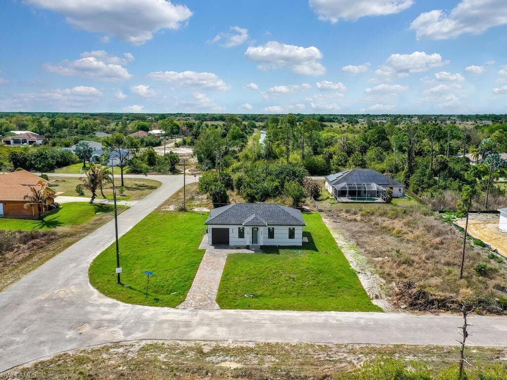 380 Cratsley AVE S LEHIGH ACRES, FL 33974