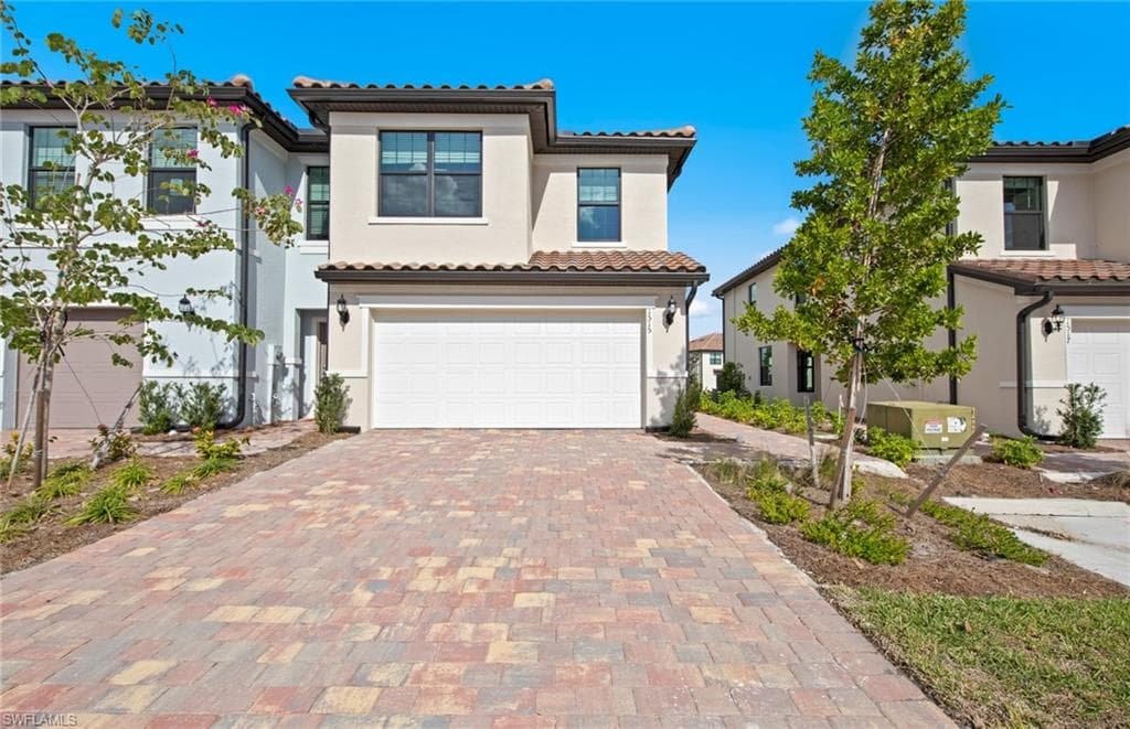 1562 Lake Jessup CIR CAPE CORAL, FL 33909