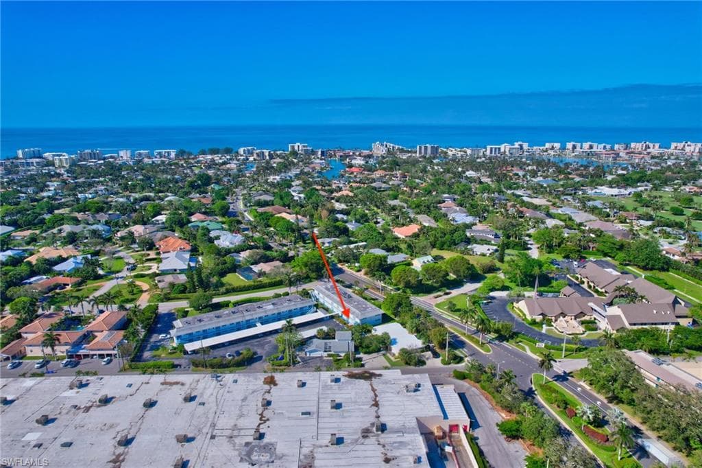750 Mooring LN 105 NAPLES, FL 34102