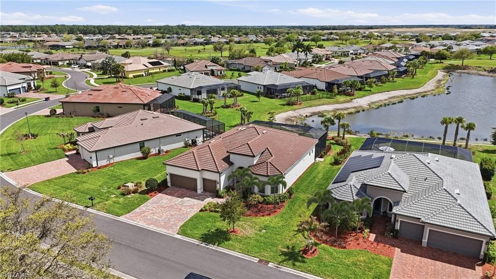 2961 Sagittaria LN ALVA, FL 33920