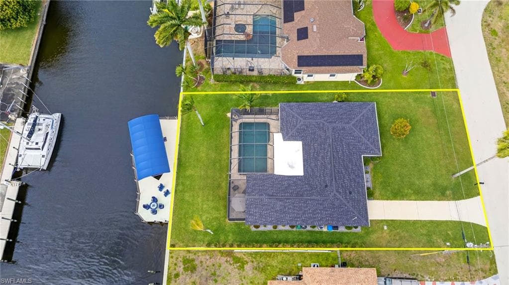 1722 28th ST CAPE CORAL, FL 33904