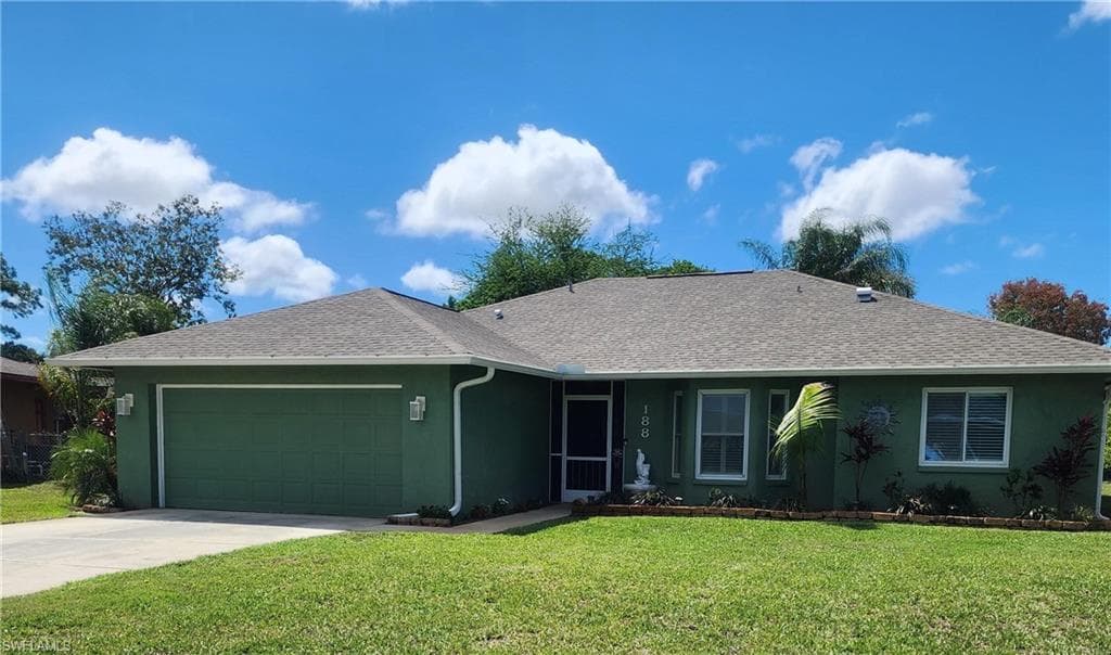 188 Willoughby DR NAPLES, FL 34110