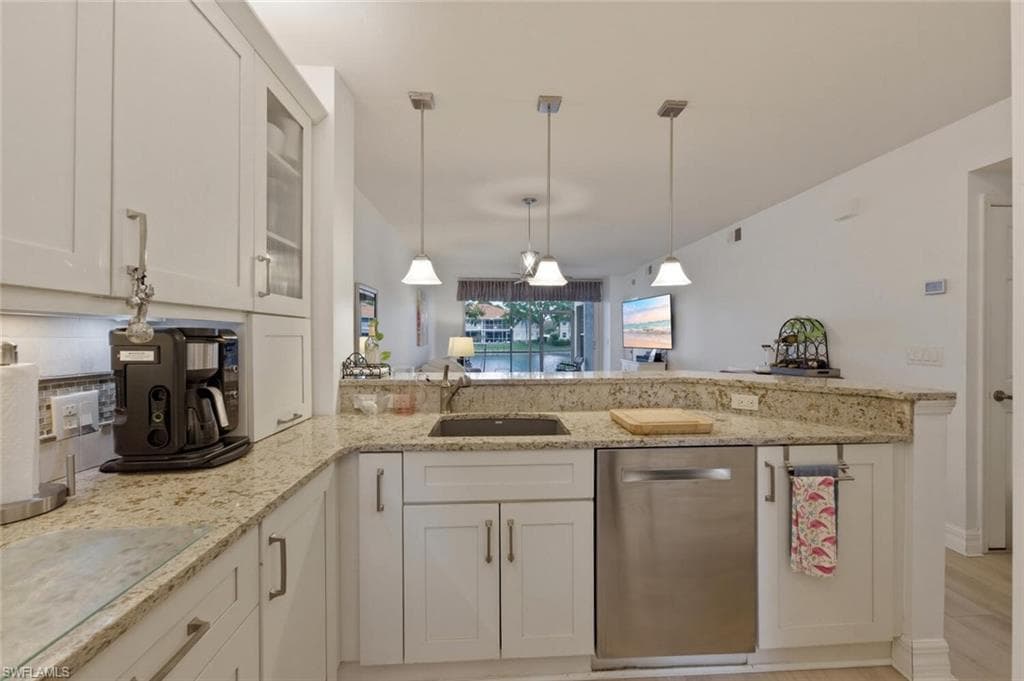 2506 Orchid Bay DR Z102 NAPLES, FL 34109