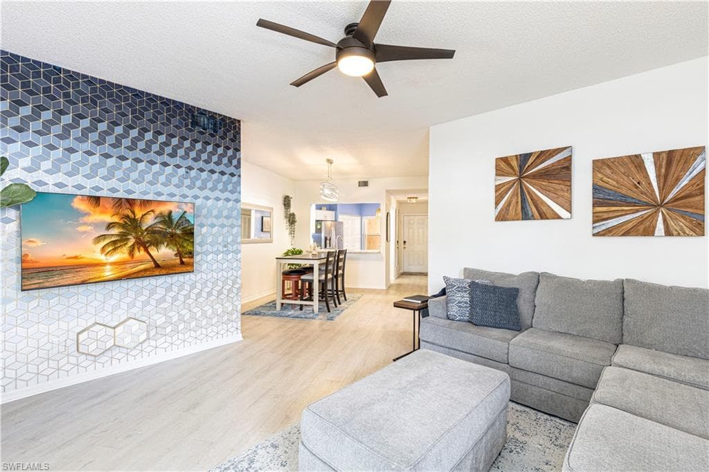 1018 Woodshire LN A108 NAPLES, FL 34105
