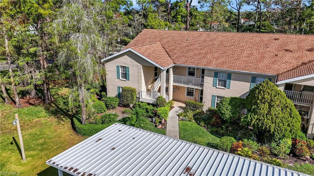1704 Kings Lake BLVD 201 NAPLES, FL 34112