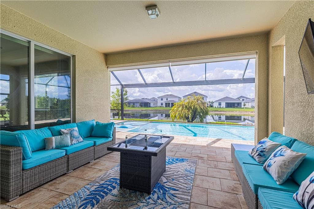 2079 Vermont LN NAPLES, FL 34120