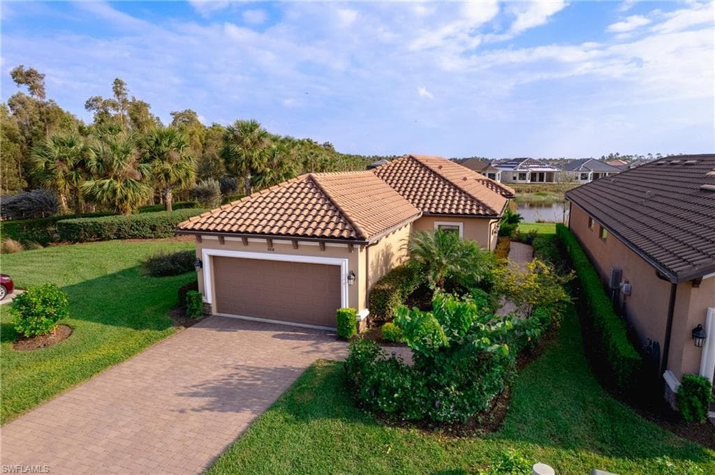 8438 Volaro WAY NAPLES, FL 34114