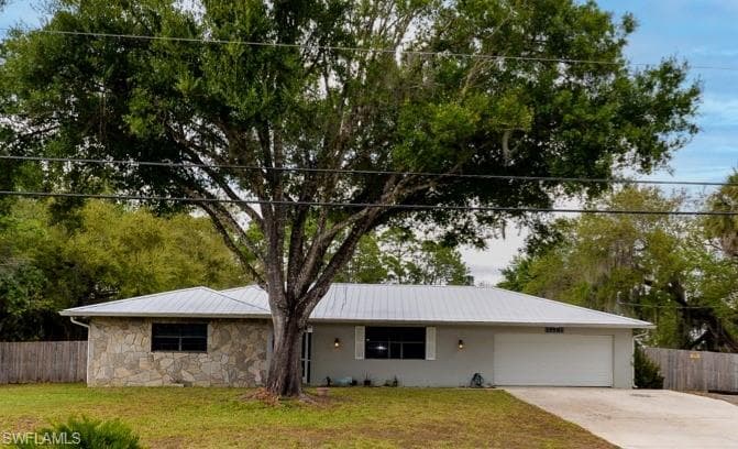 15581 Old Olga RD ALVA, FL 33920