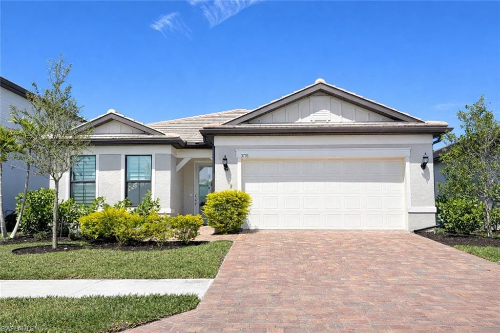 3776 Passion Vine DR ALVA, FL 33920