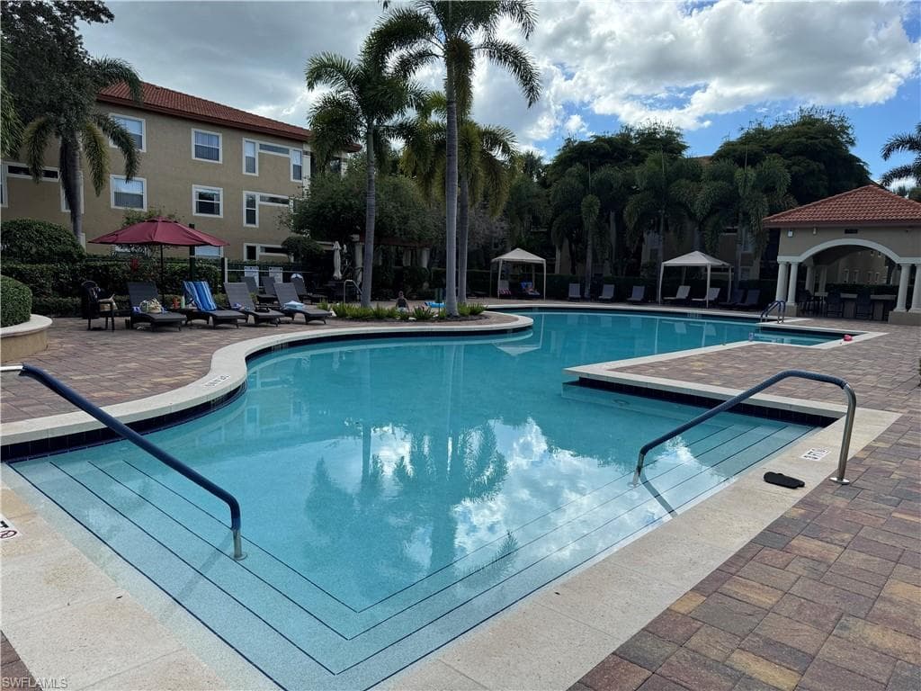 8930 Colonnades CT E 625 BONITA SPRINGS, FL 34135