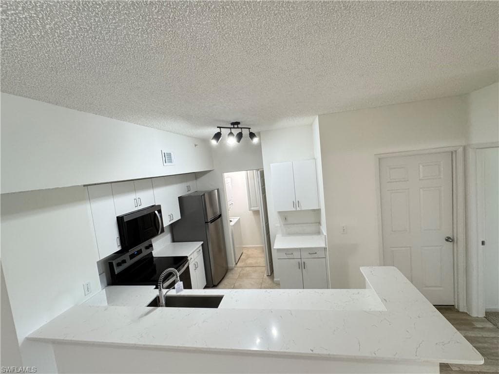 1830 Florida Club CIR 4304 NAPLES, FL 34112