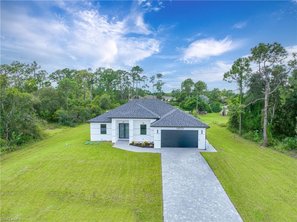 2504 23rd ST W LEHIGH ACRES, FL 33971