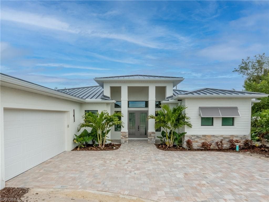 1257 22nd AVE N NAPLES, FL 34103