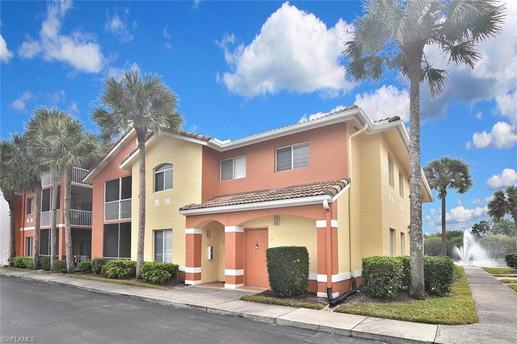 6400 Aragon WAY 108 FORT MYERS, FL 33966
