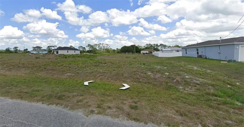 9046 Green CIR LABELLE, FL 33935
