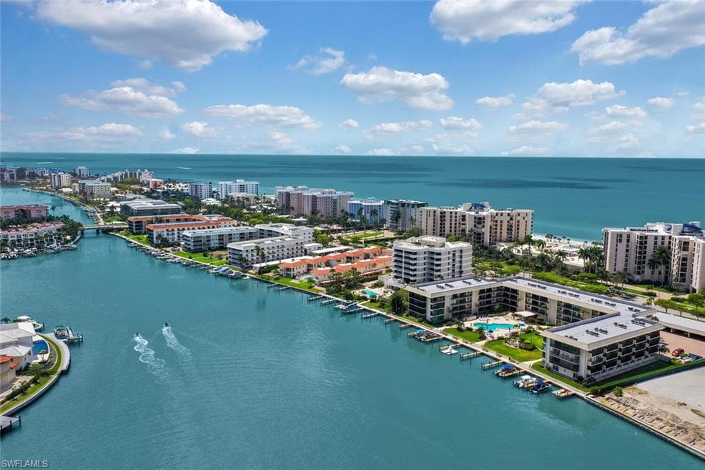 3200 Gulf Shore BLVD N 105 NAPLES, FL 34103