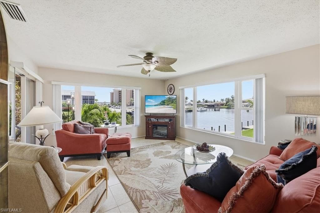 4231 SE 19th PL 2J CAPE CORAL, FL 33904