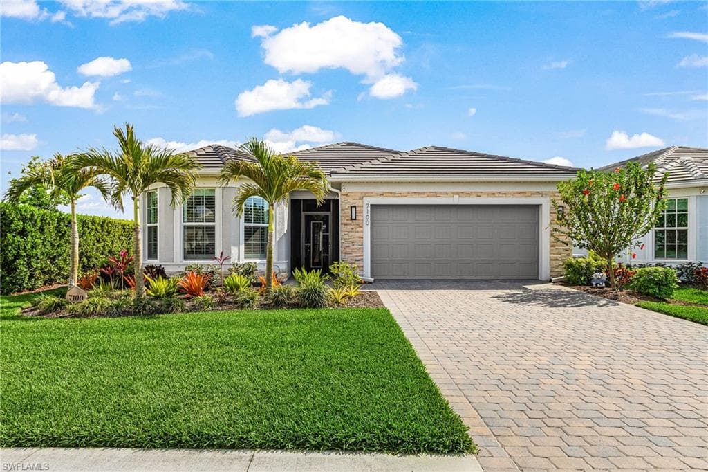 7100 Del Webb Oak Creek BLVD N NORTH FORT MYERS, FL 33917
